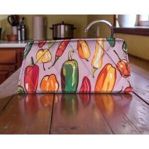 NWT Vera Bradley Spice It Up Ultralight Essential Wallet Peppers Pink MSRP $65